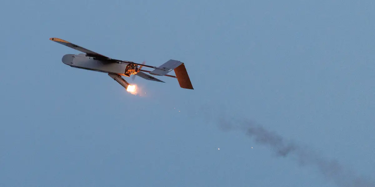 Drones ucranianos vuelan casi 2.000 millas para golpear plantas de combustible en el Ártico ruso