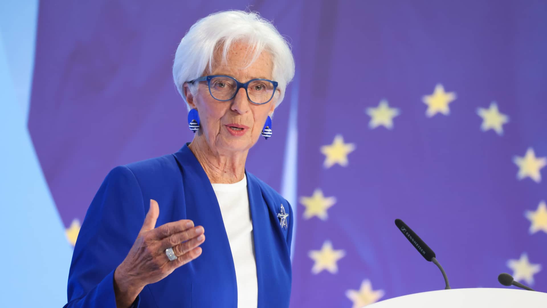El Banco Central Europeo sube los tipos de interés al 2,5% ante los riesgos de mayor inflación y menor crecimiento