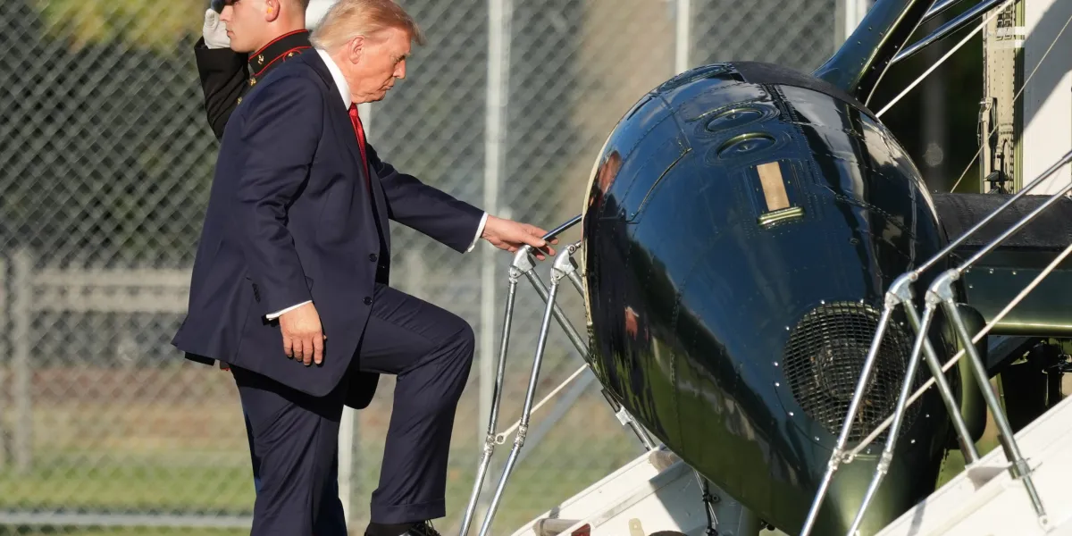 Trump firma ley de sanciones que amenaza con aranceles de hasta el 100% a los principales importadores de energía rusa