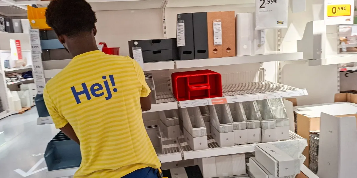 Una historia de dos economías: por qué la estrategia de IKEA es el antídoto contra el colapso de los márgenes de la clase media