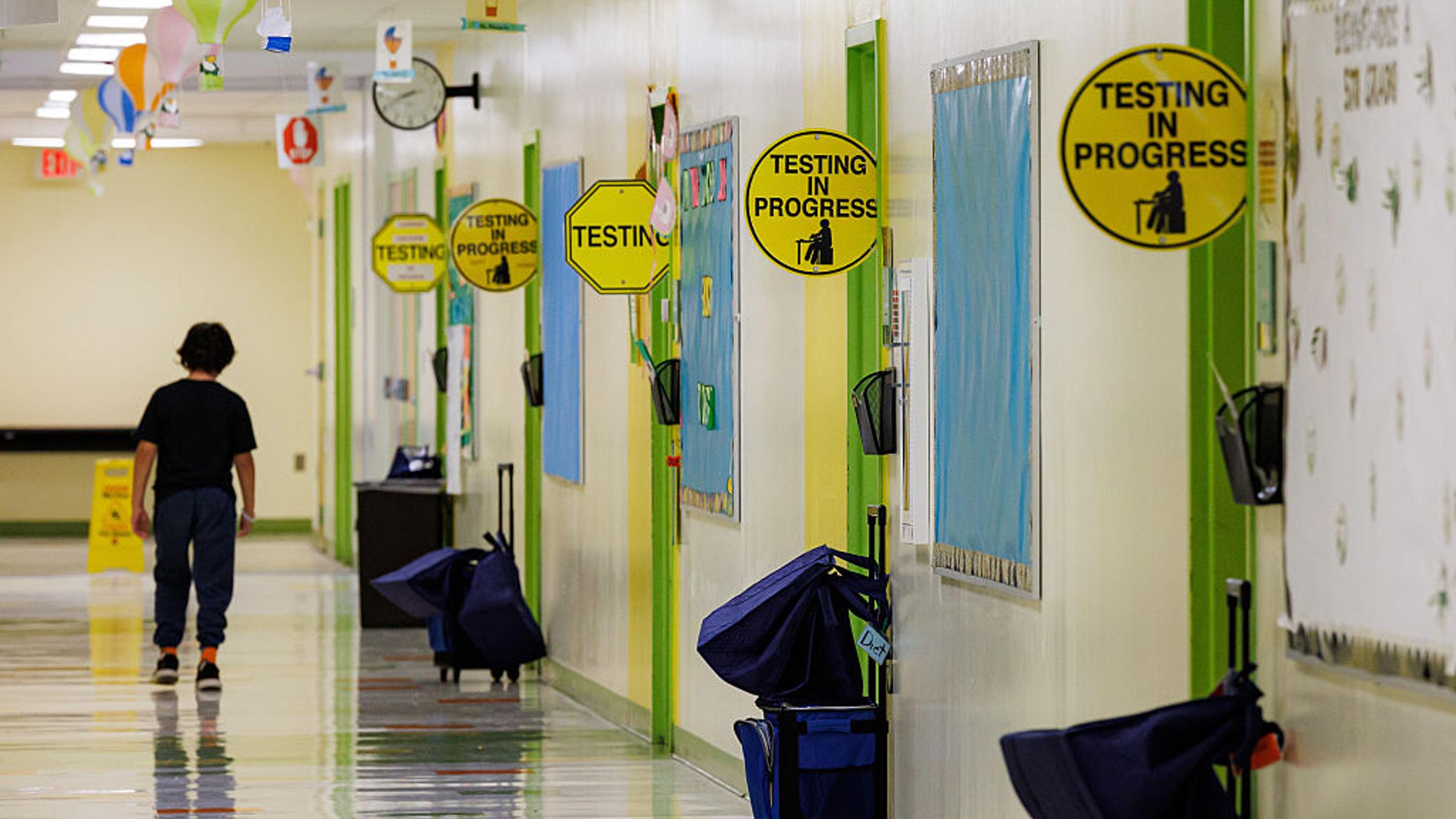 Por qué los resultados de las pruebas estudiantiles han caído durante una década