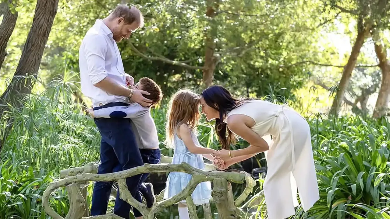 Meghan Markle ofrece un primer vistazo a su nueva vida familiar en el Reino Unido